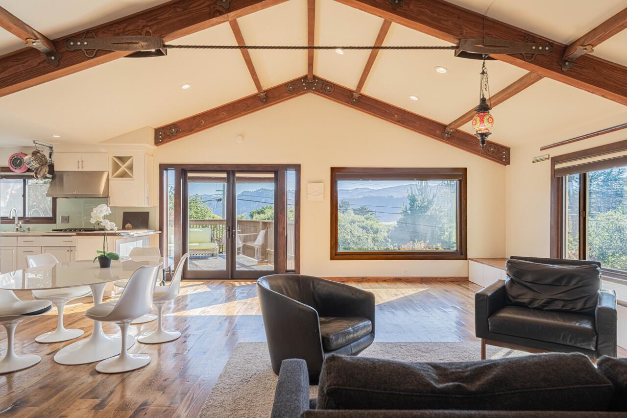 Front Image Thumbnail for ML82029489