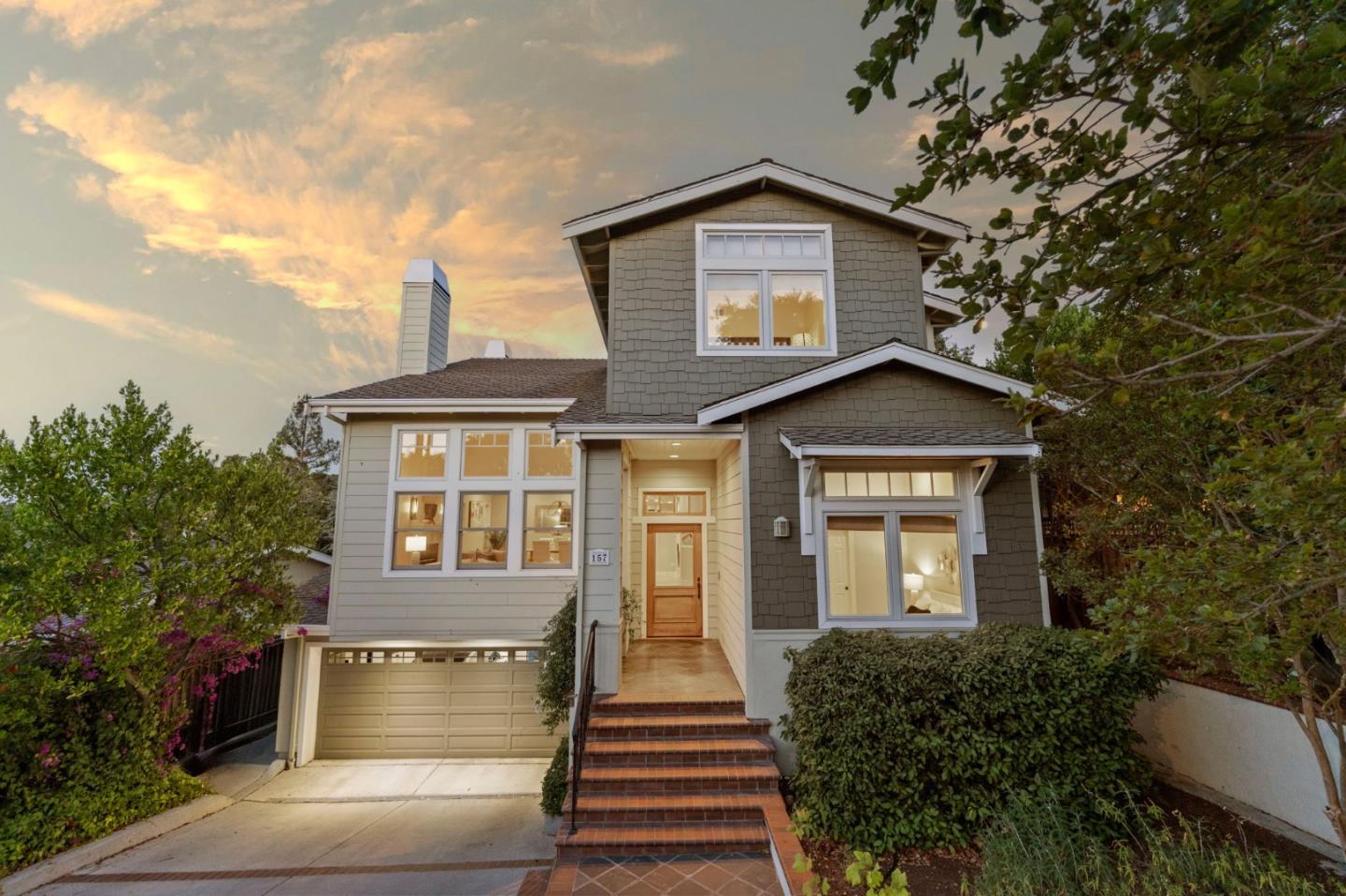 Front Image Thumbnail for ML82029556