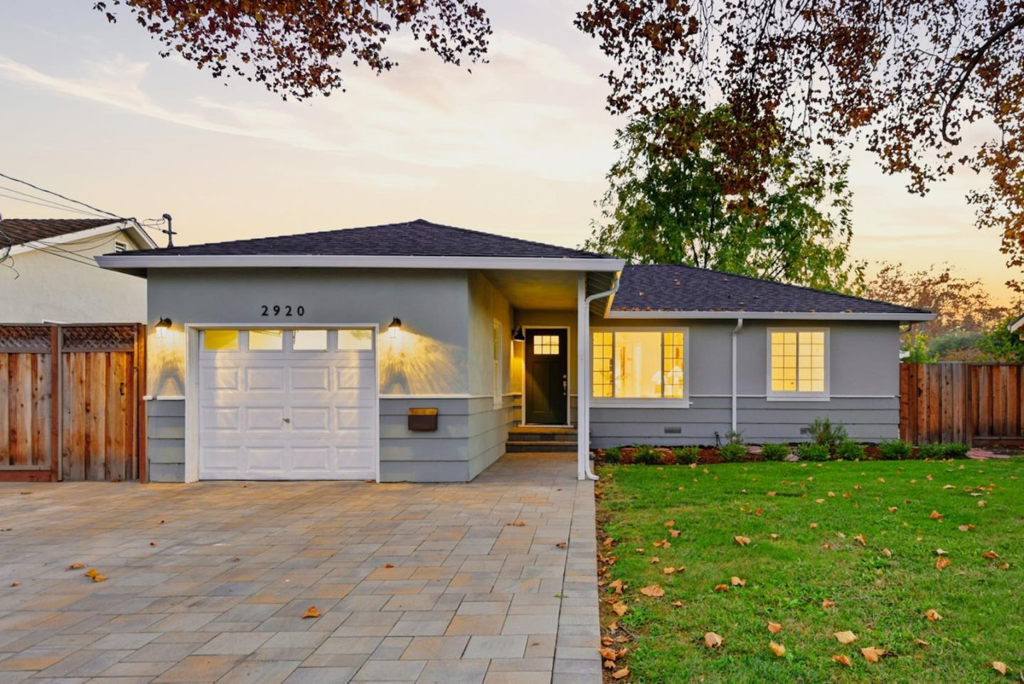 Front Image Thumbnail for ML82029562