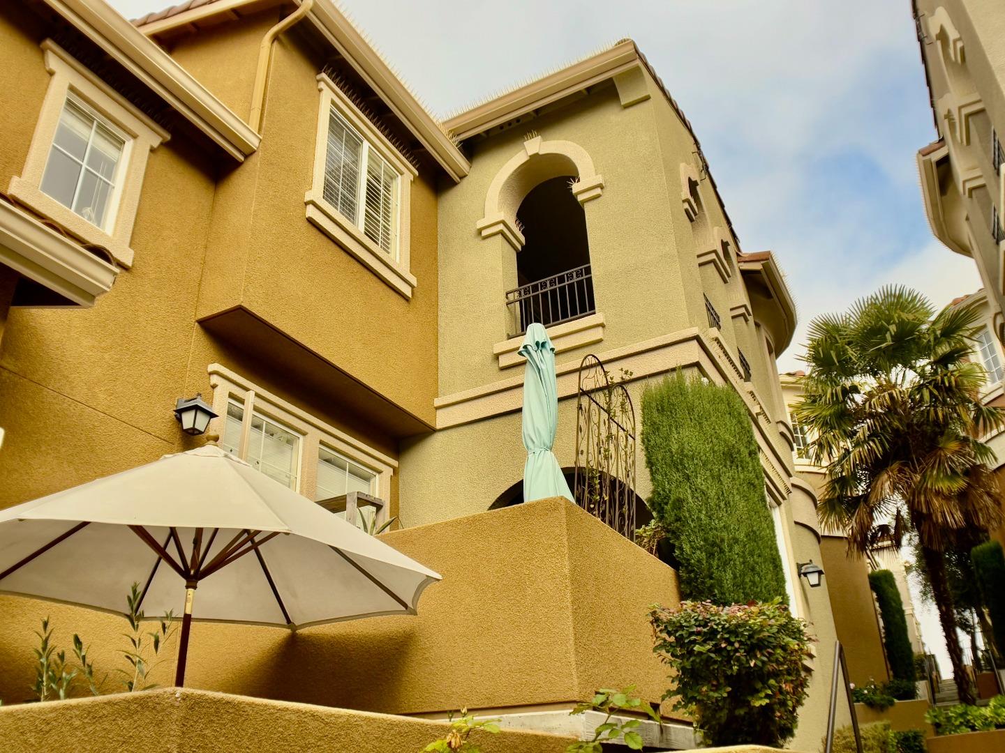 Front Image Thumbnail for ML82029577