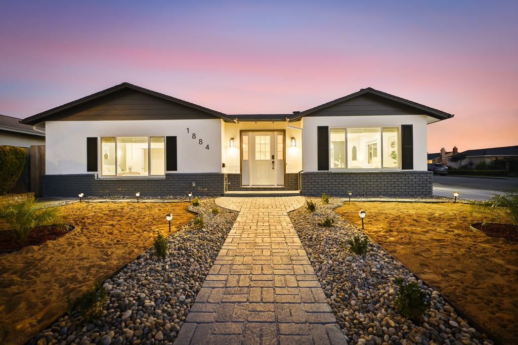 Front Image Thumbnail for ML82029581