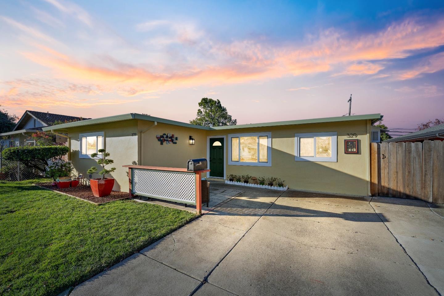 Front Image Thumbnail for ML82029647