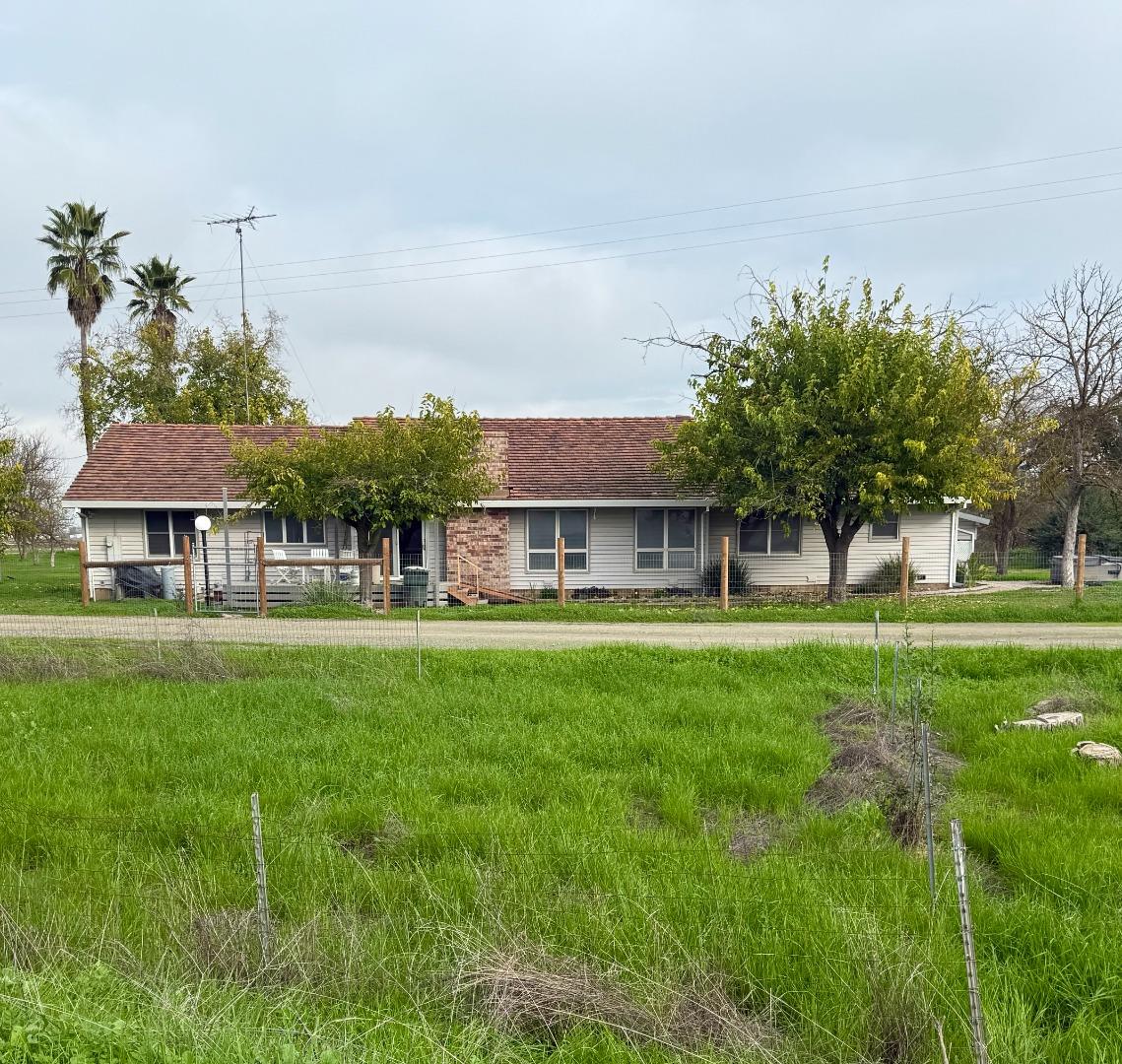 Front Image Thumbnail for ML82029679