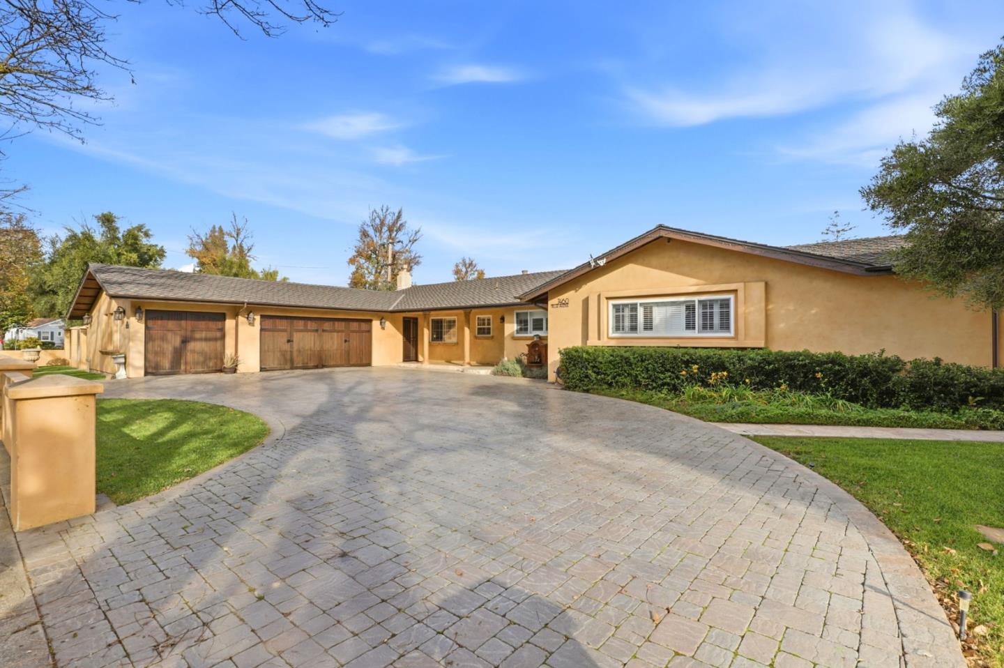 Front Image Thumbnail for ML82029701