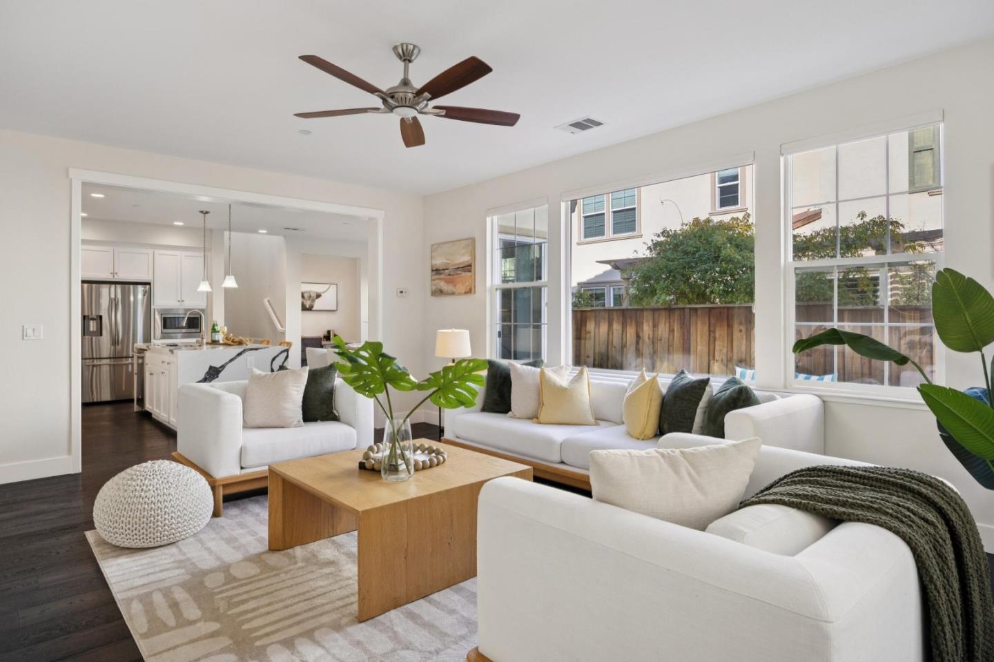 Front Image Thumbnail for ML82029774