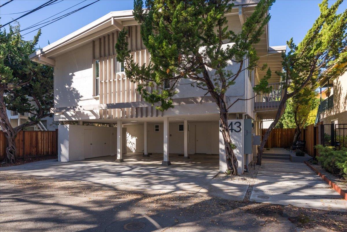 Front Image Thumbnail for ML82029778