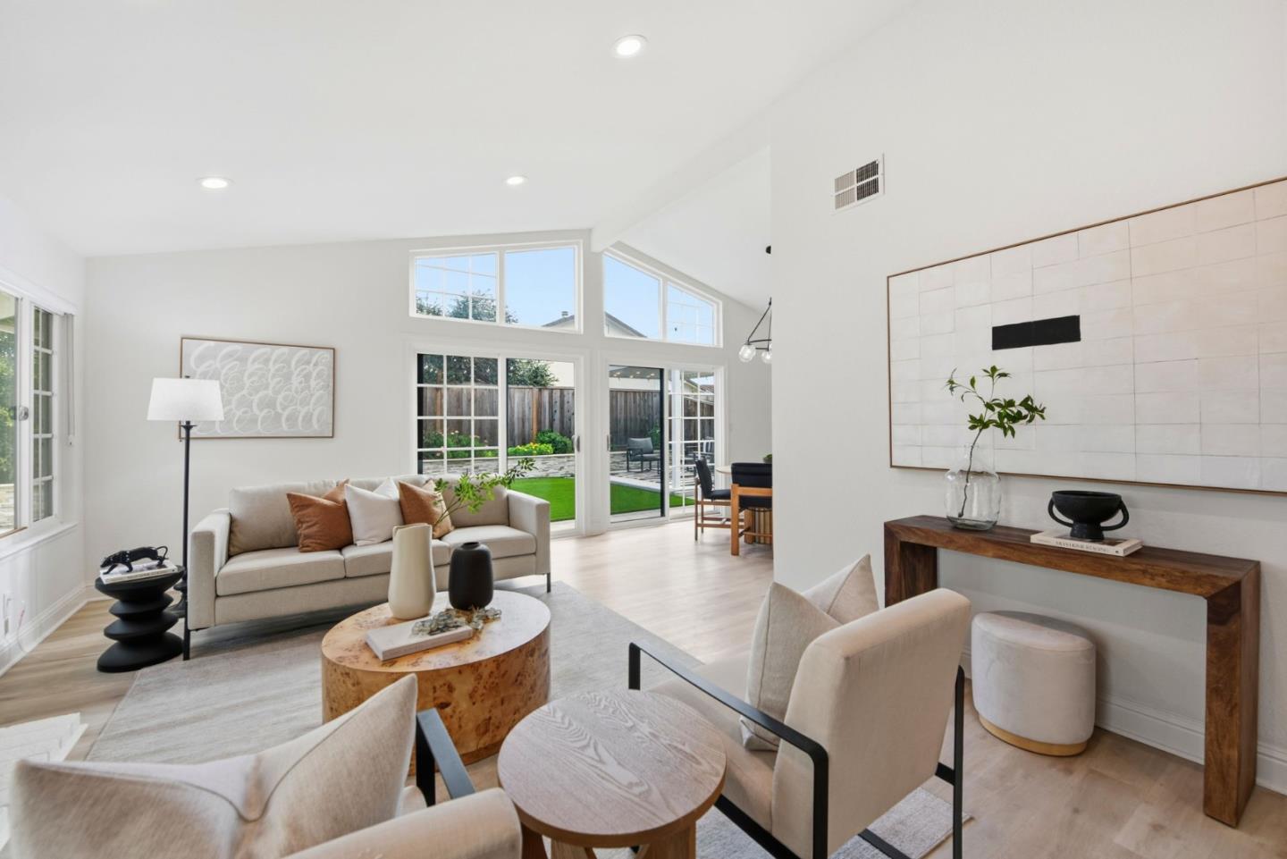 Front Image Thumbnail for ML82029803