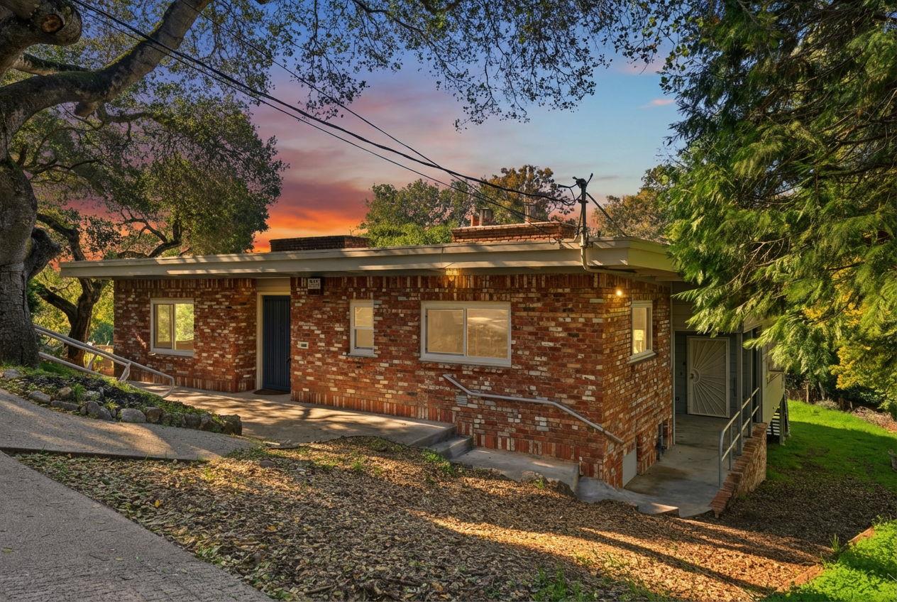 Front Image Thumbnail for ML82029808