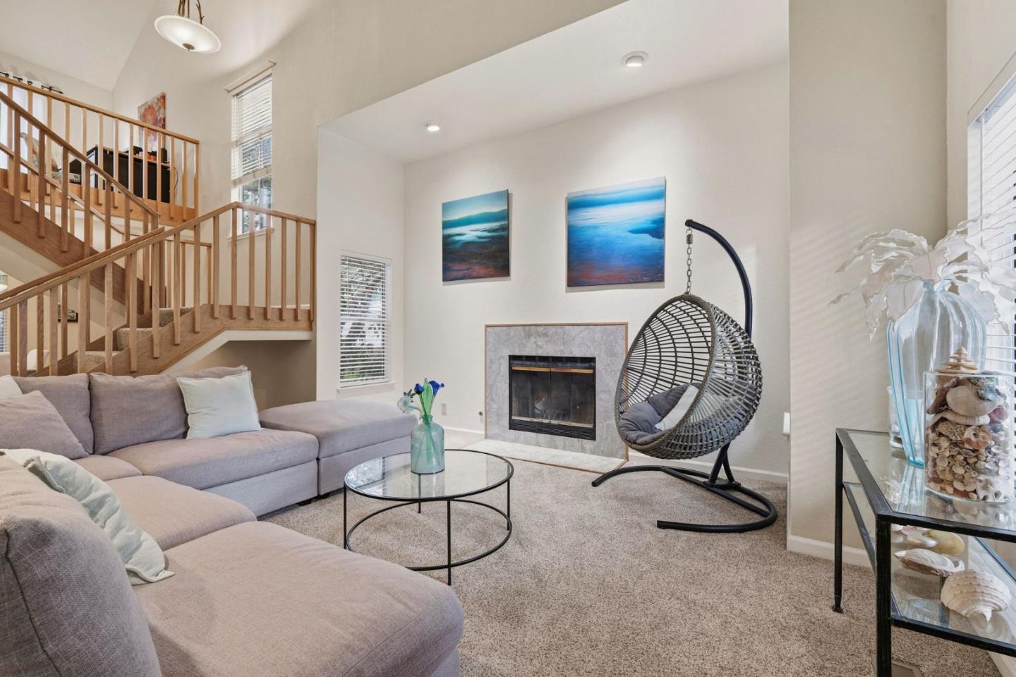 Front Image Thumbnail for ML82029947