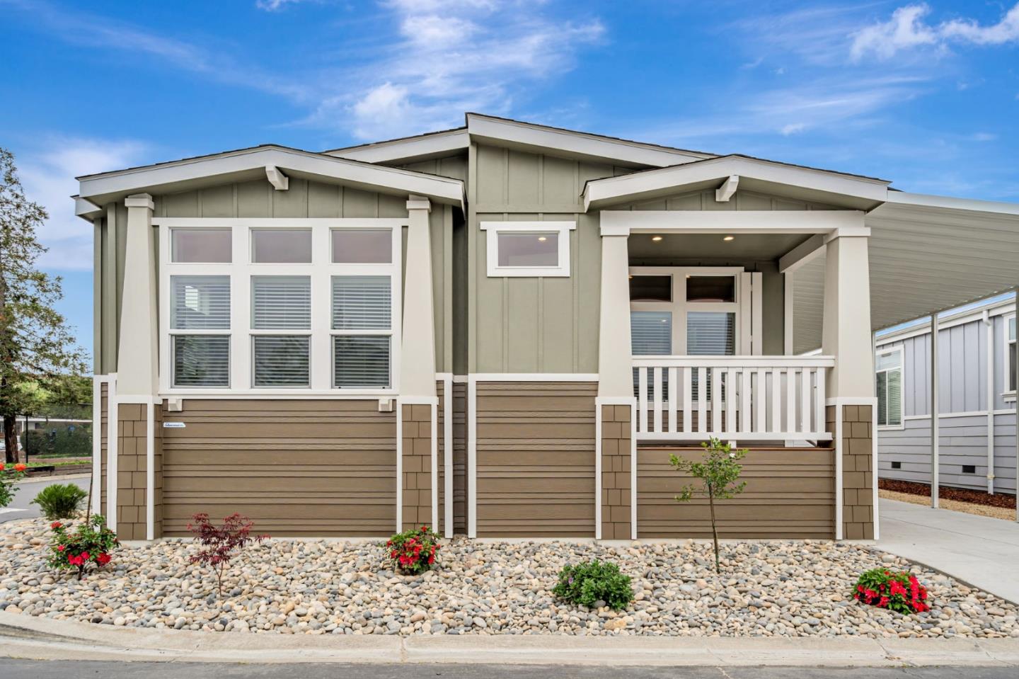 Front Image Thumbnail for ML82030024