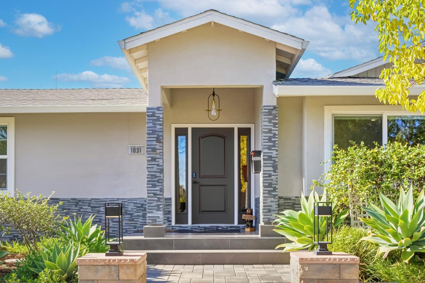 Front Image Thumbnail for ML82030179