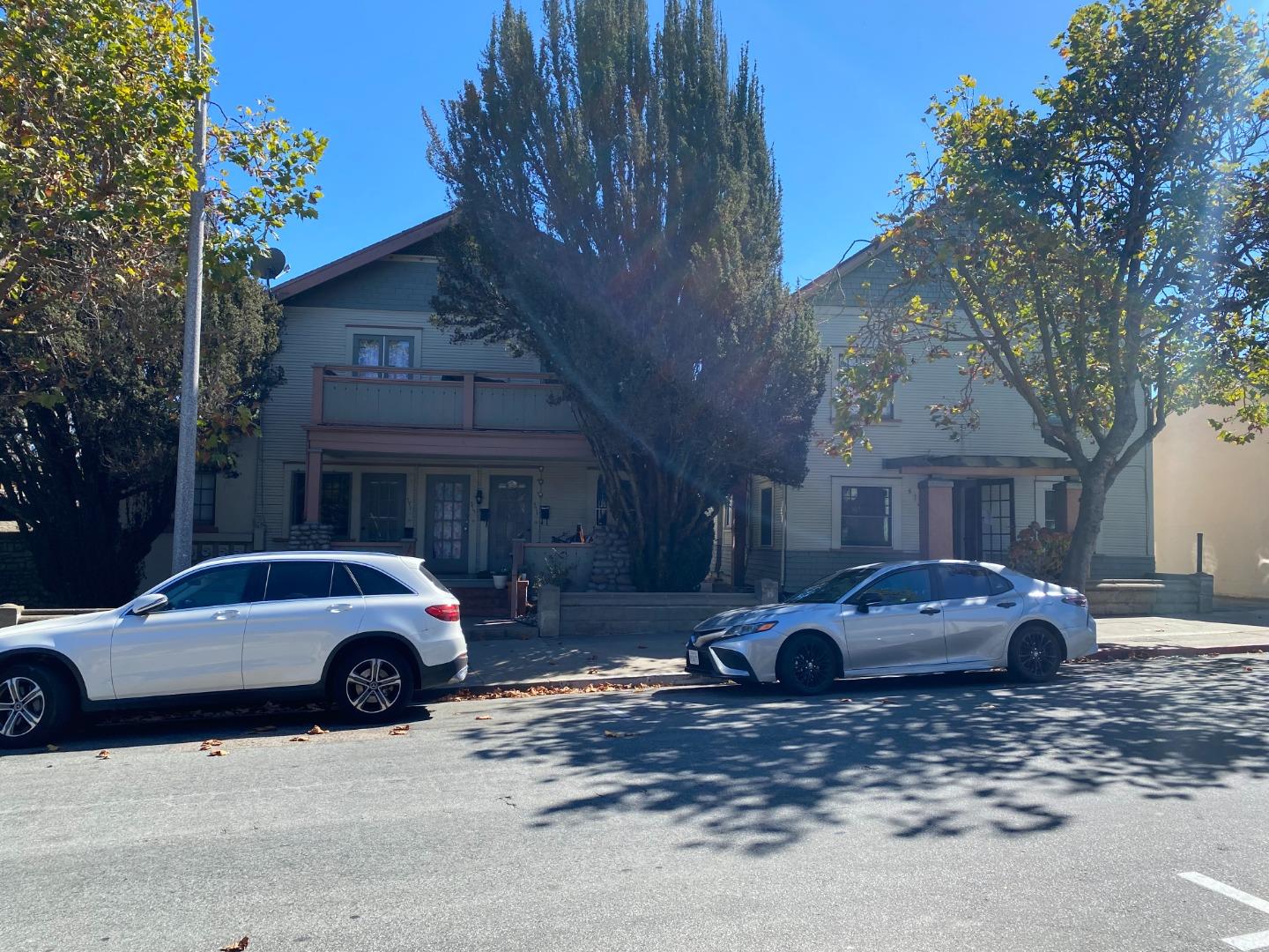 Front Image Thumbnail for ML82030300