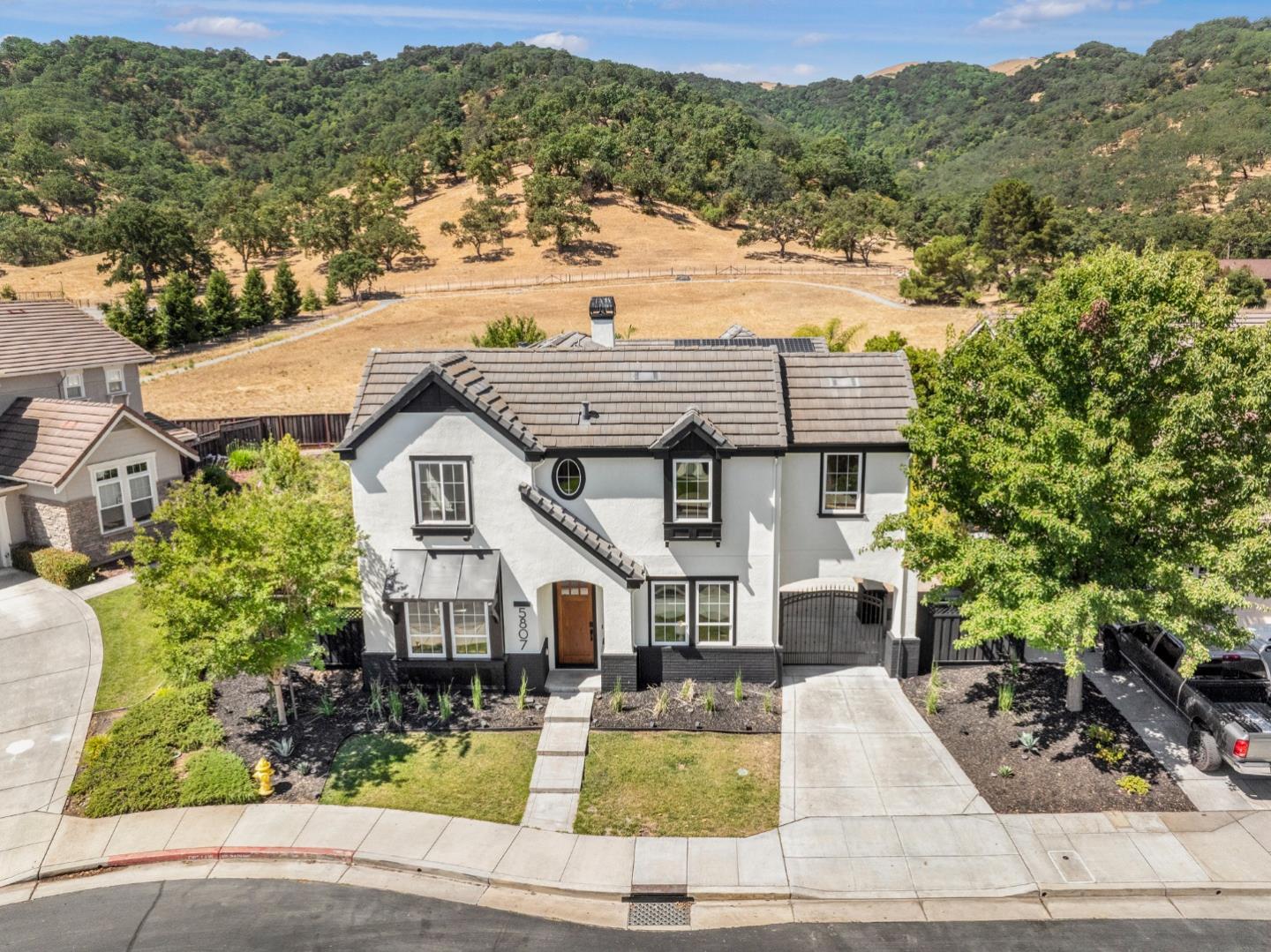 Front Image Thumbnail for ML82030362