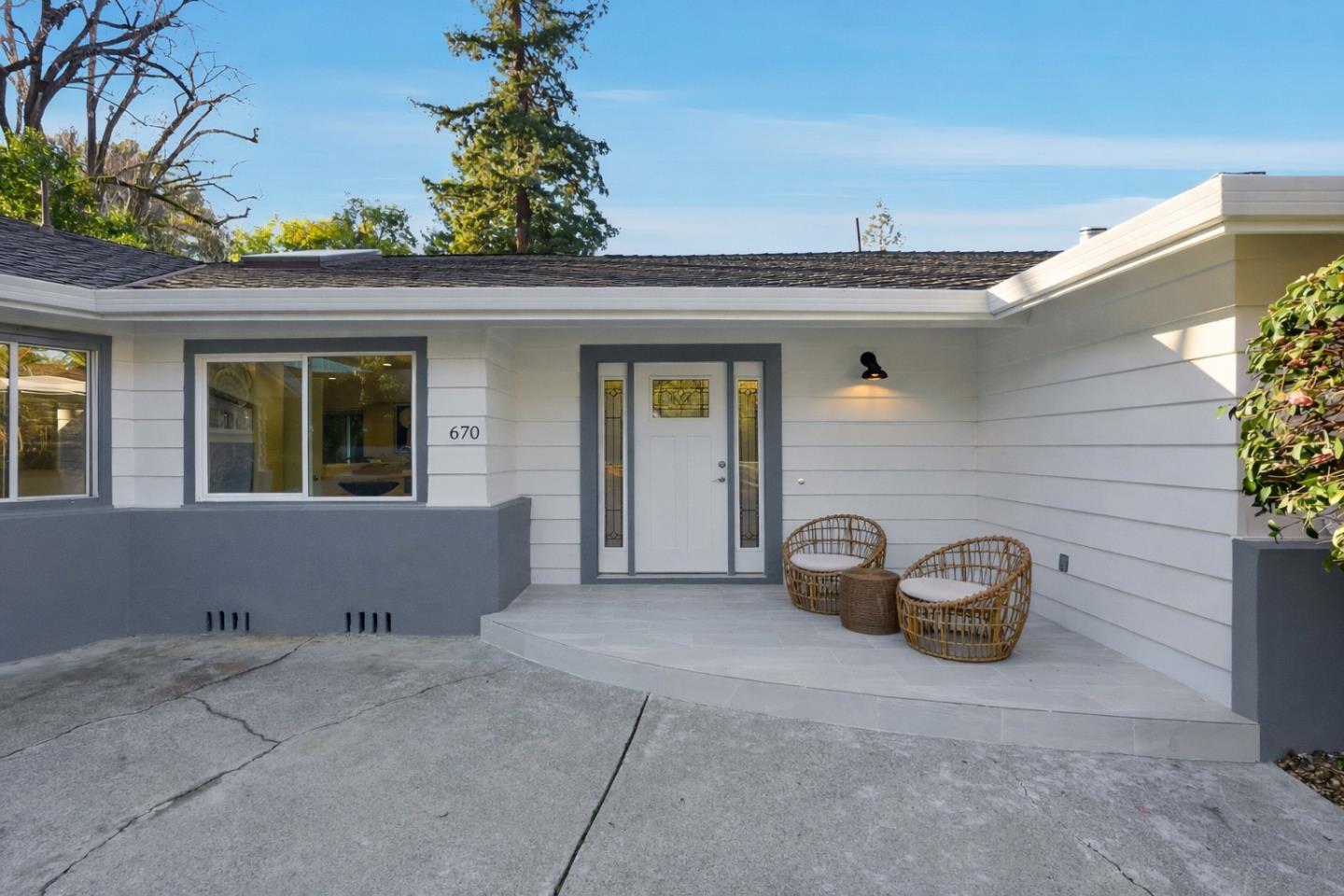 Front Image Thumbnail for ML82030423