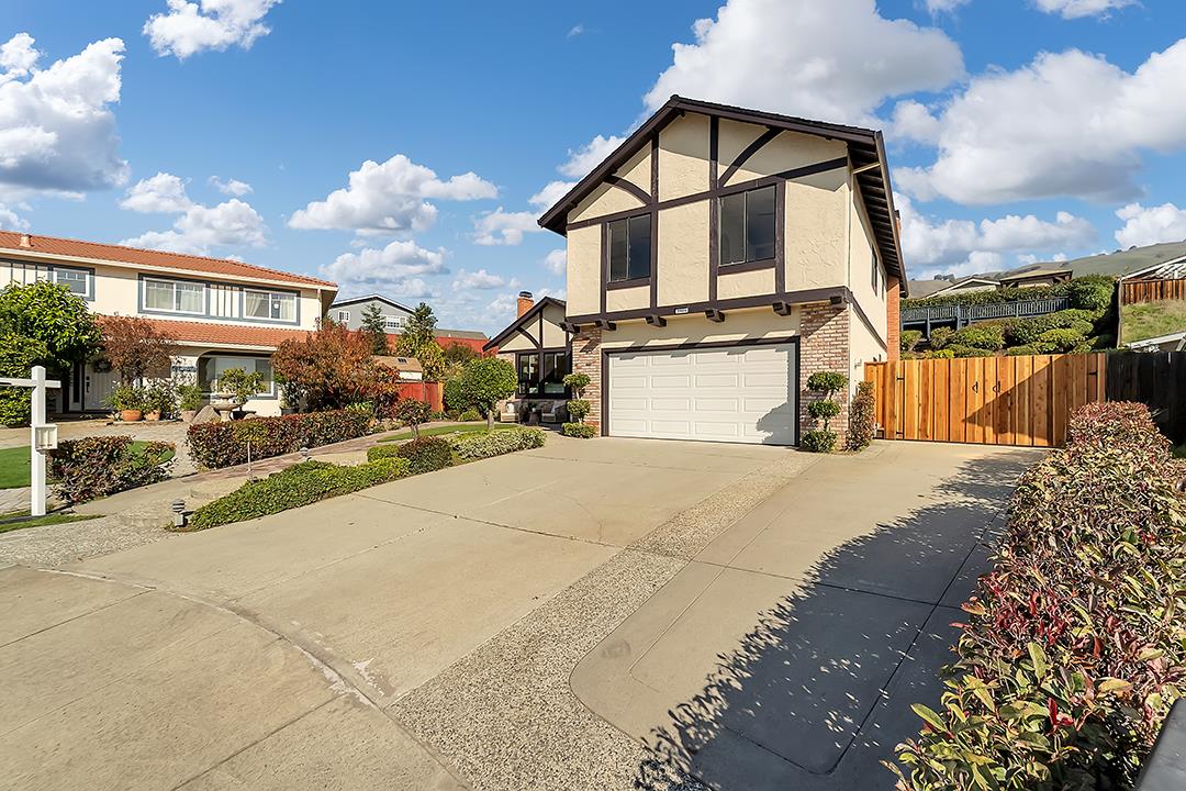 Front Image Thumbnail for ML82030439