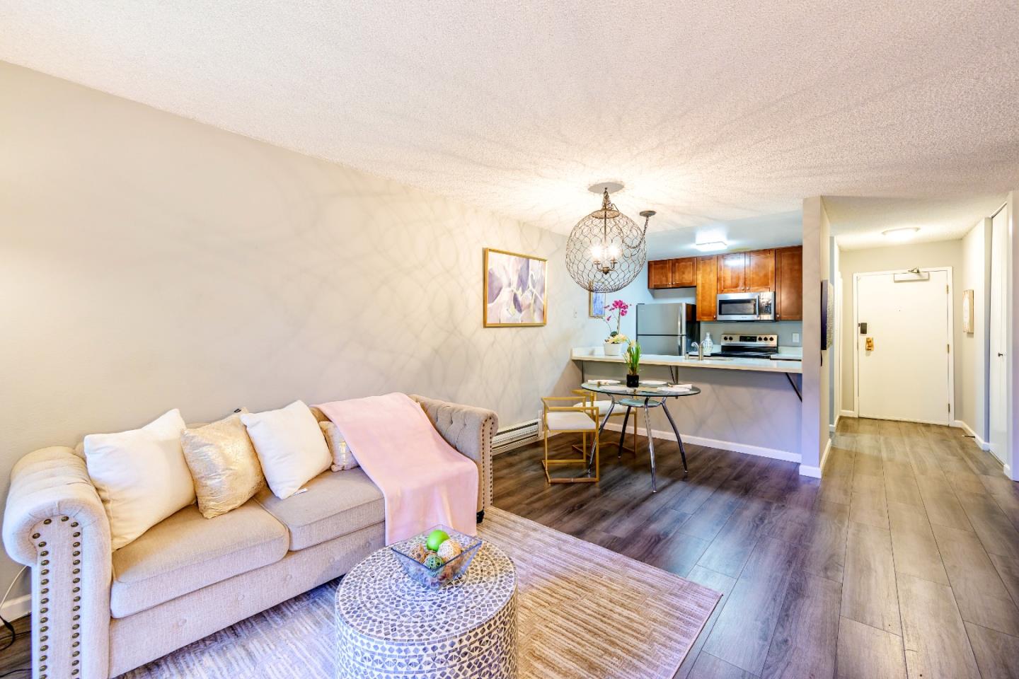 Front Image Thumbnail for ML82030480