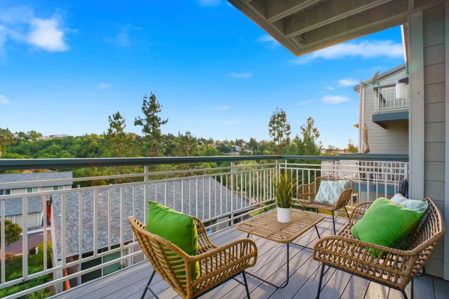 Front Image Thumbnail for ML82030589