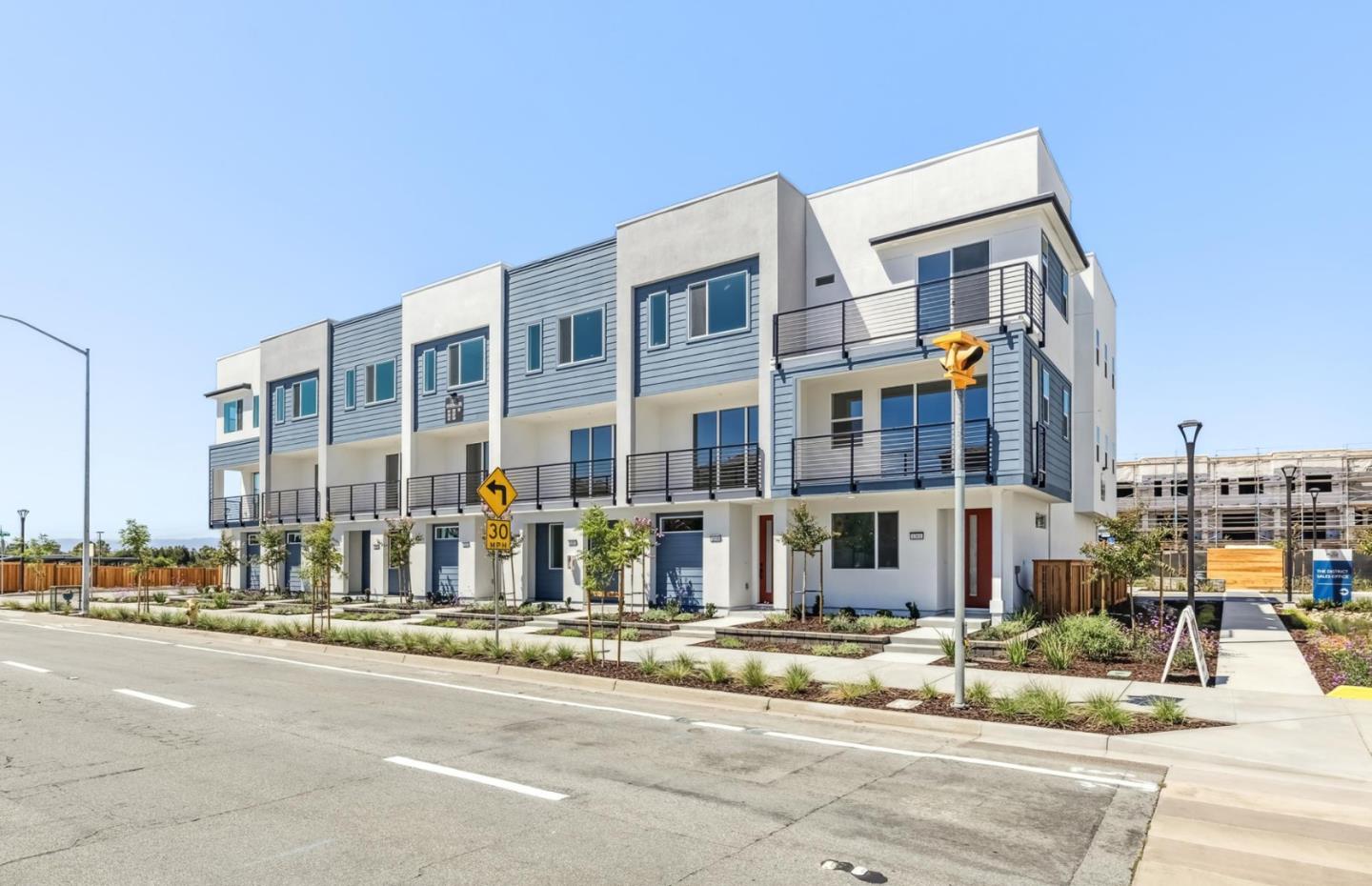 Front Image Thumbnail for ML82030703