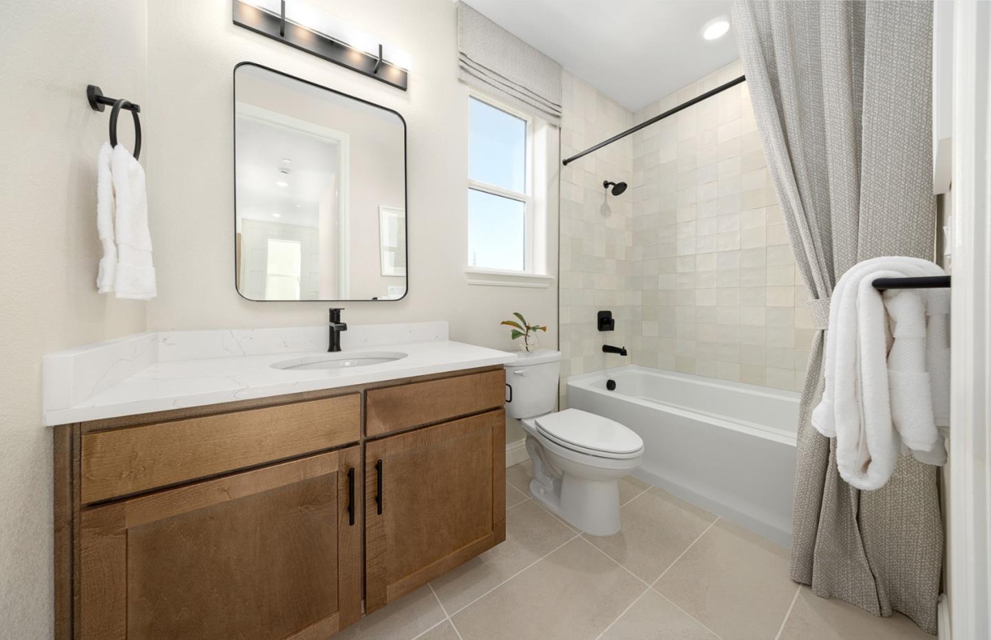 Front Image Thumbnail for ML82030744