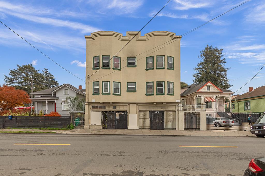 Front Image Thumbnail for ML82030778