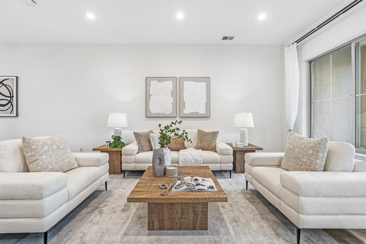 Front Image Thumbnail for ML82030820