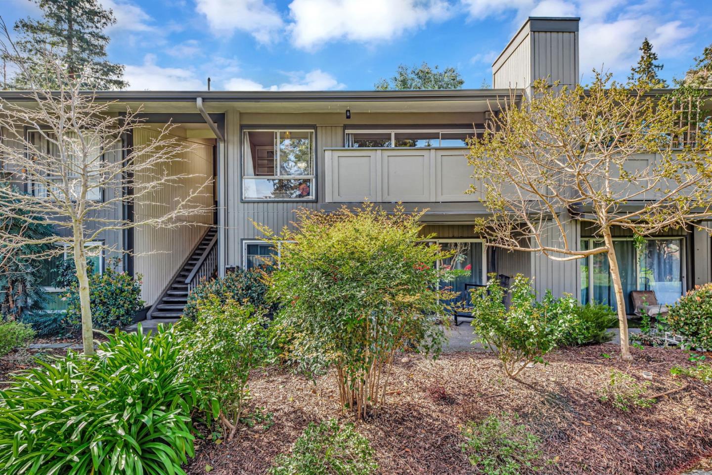 Front Image Thumbnail for ML82030861