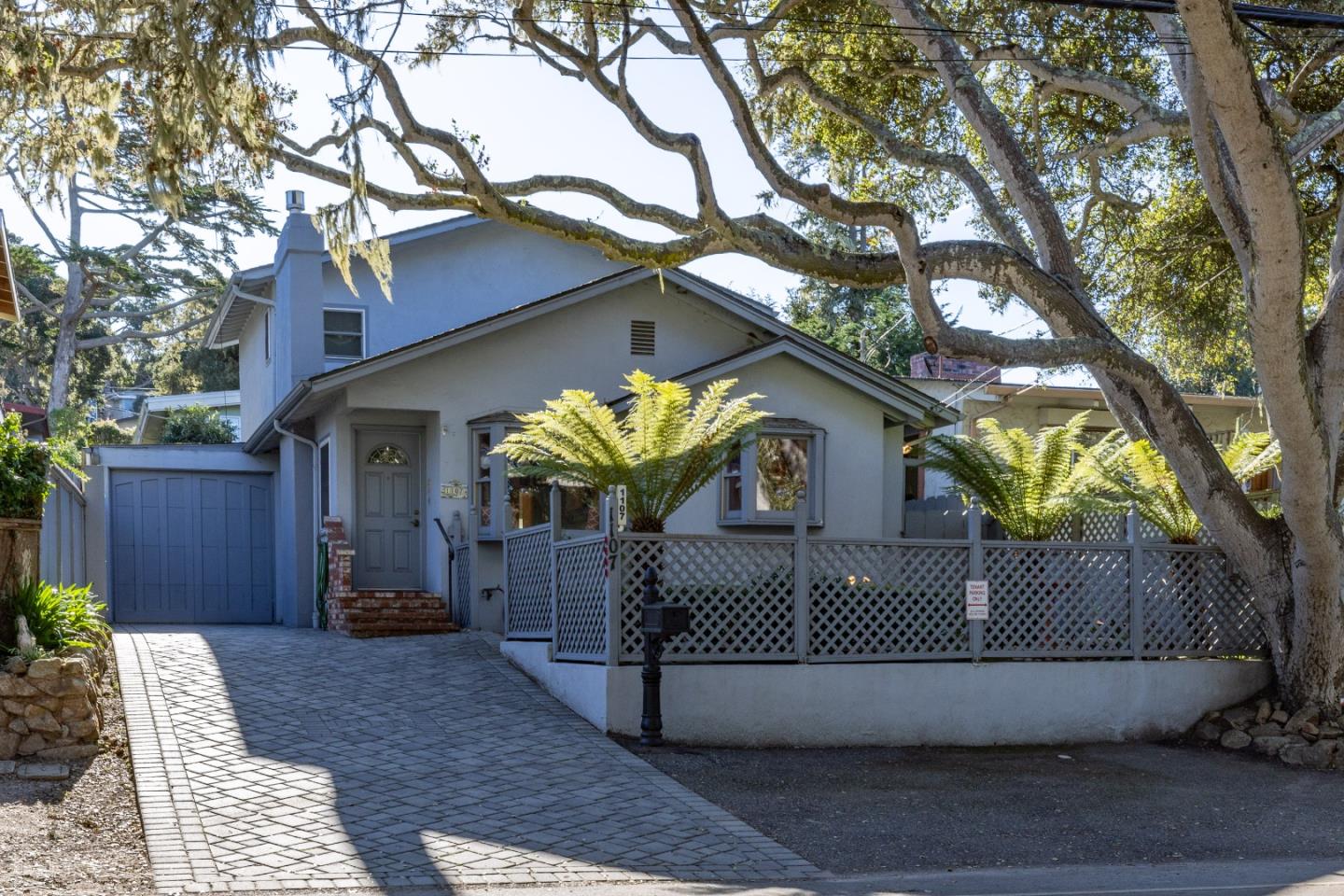 Front Image Thumbnail for ML82031007