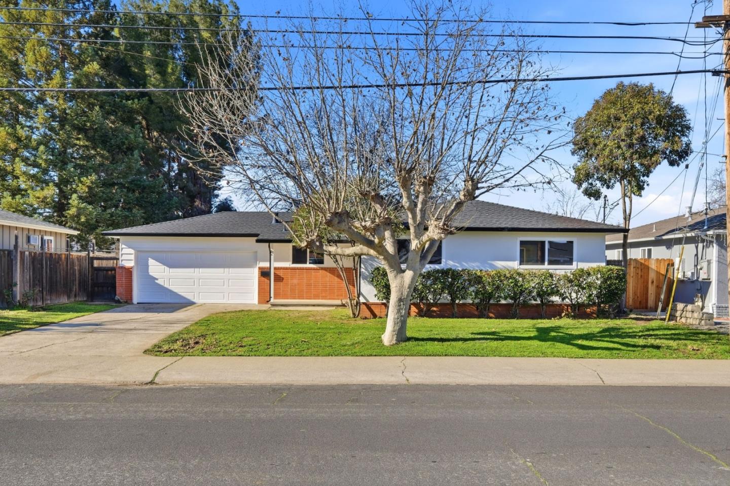 Front Image Thumbnail for ML82031039