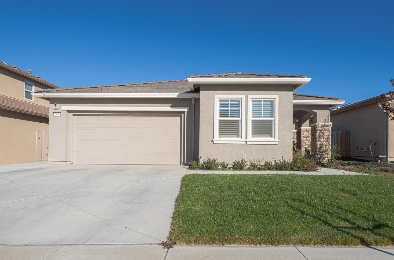 Front Image Thumbnail for ML82031082