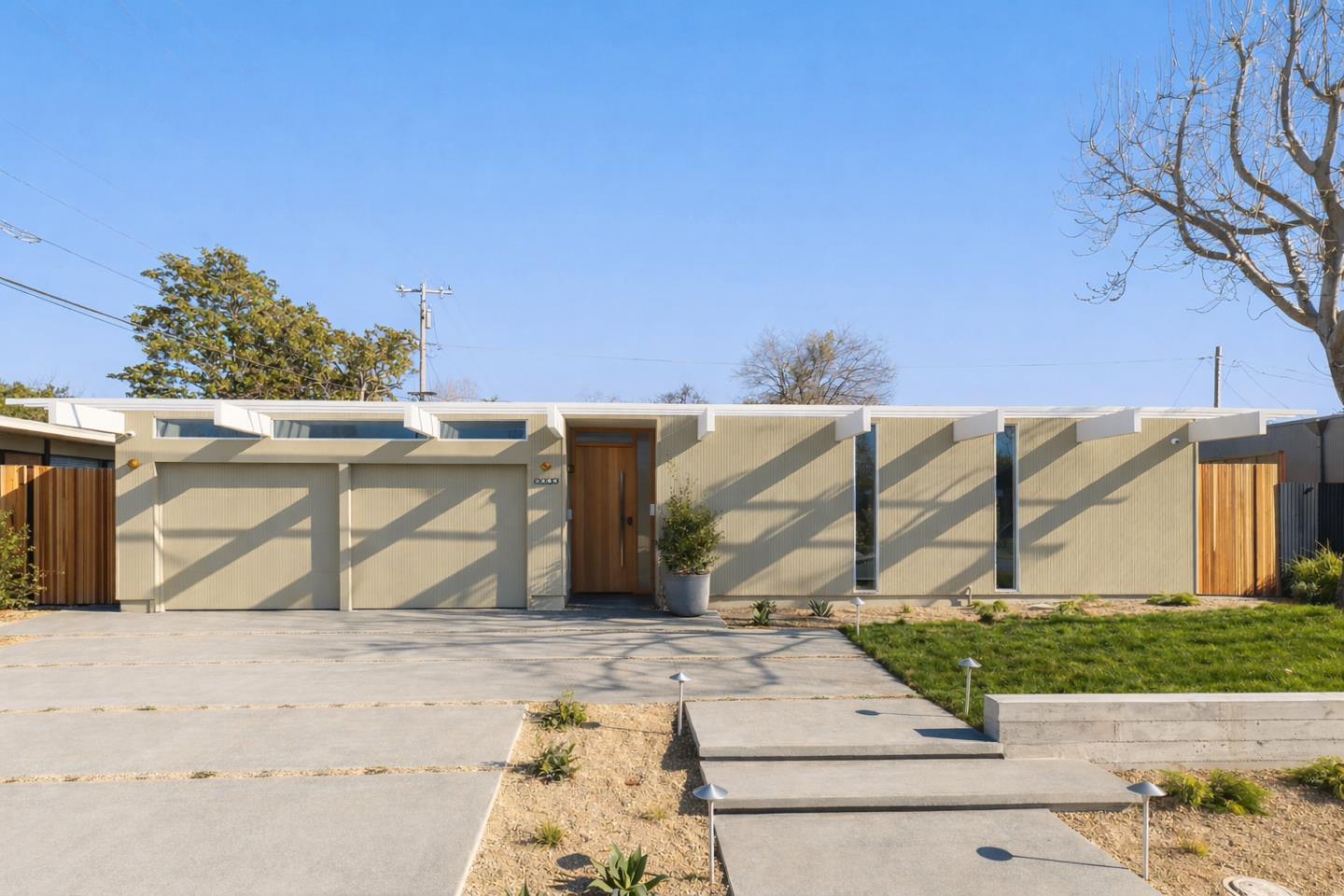 Front Image Thumbnail for ML82031132