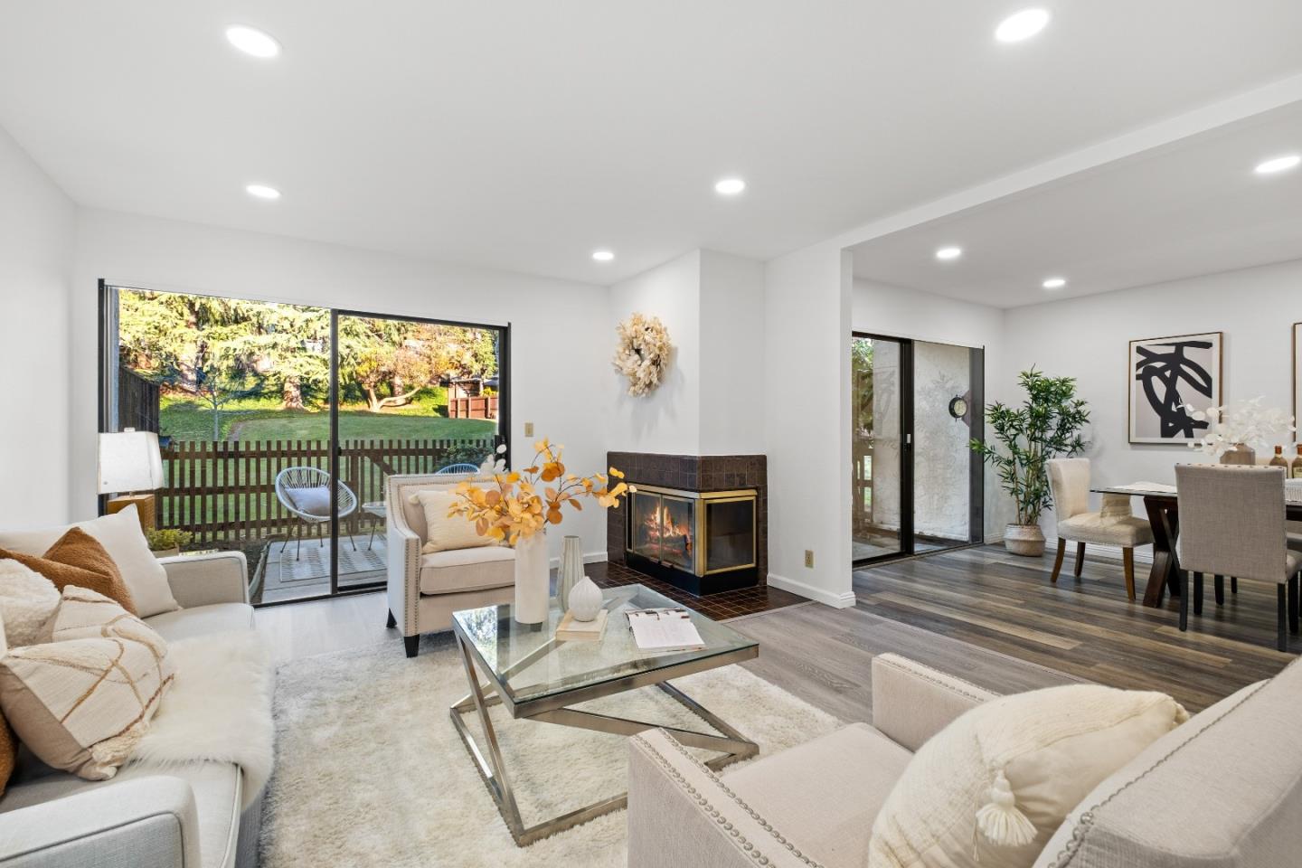 Front Image Thumbnail for ML82031167