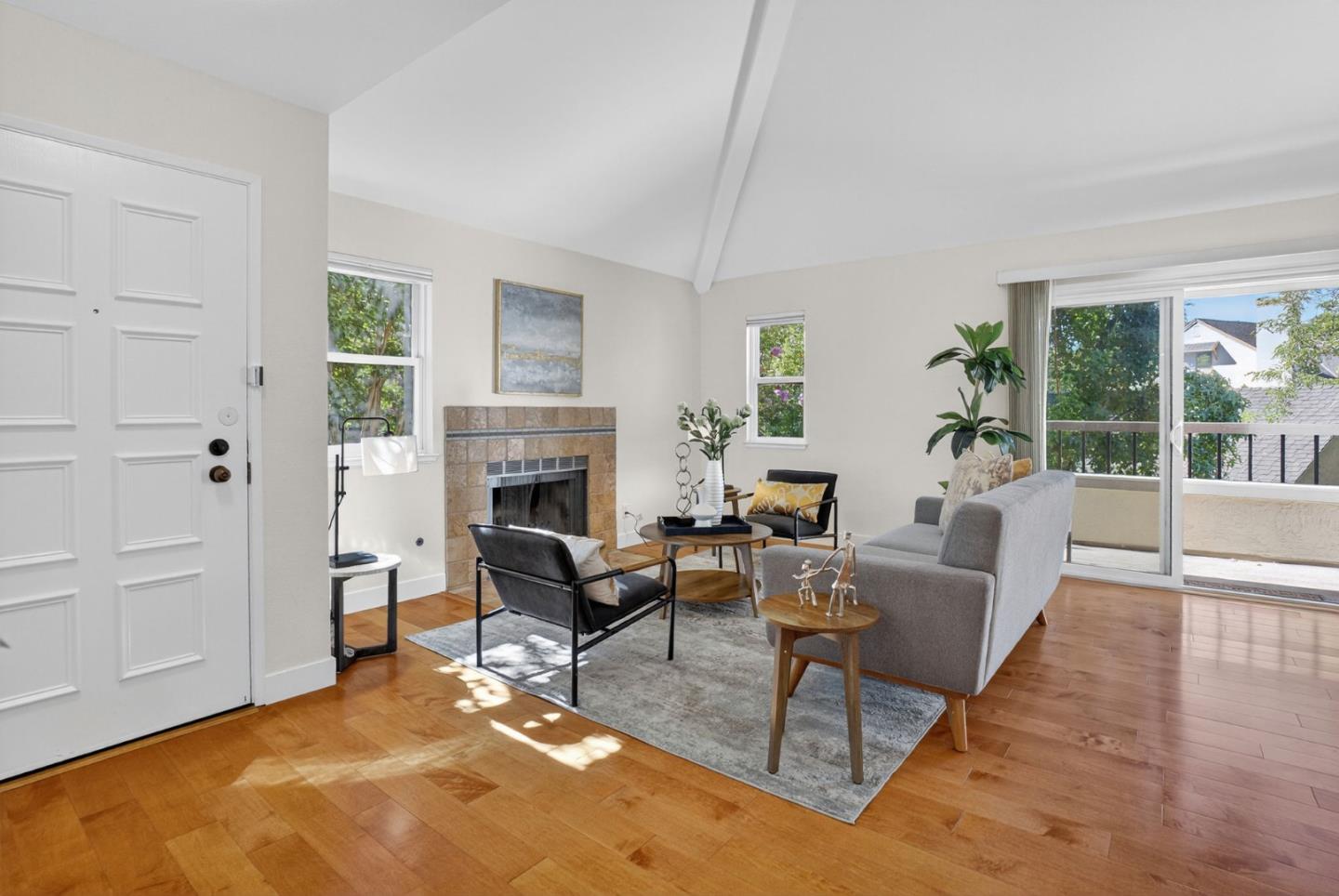 Front Image Thumbnail for ML82031211