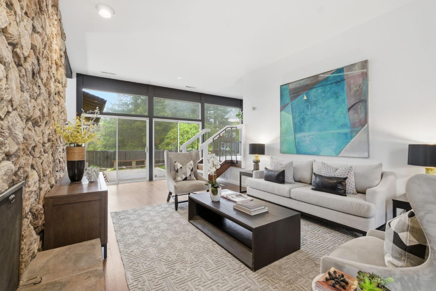 Front Image Thumbnail for ML82031215