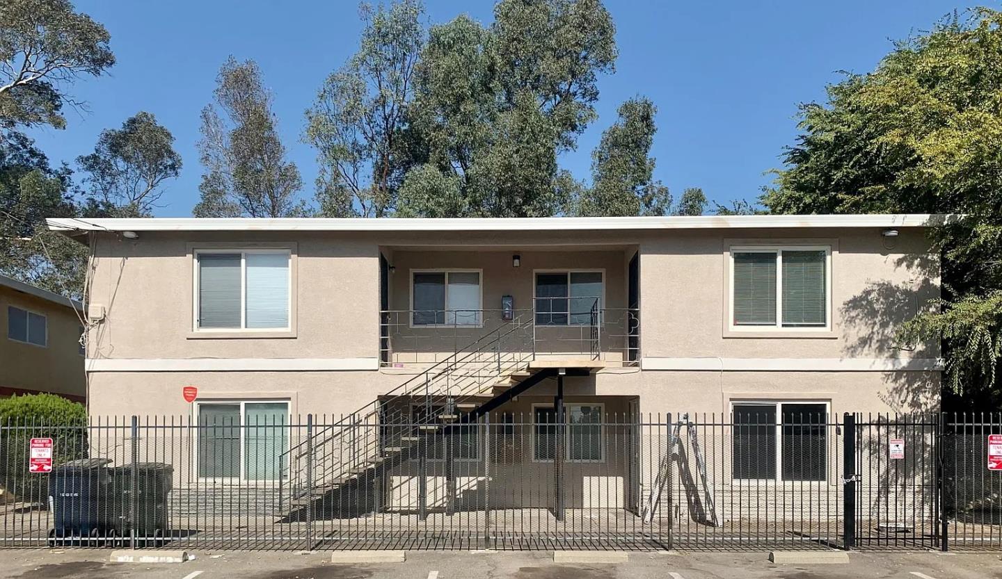 Front Image Thumbnail for ML82031283