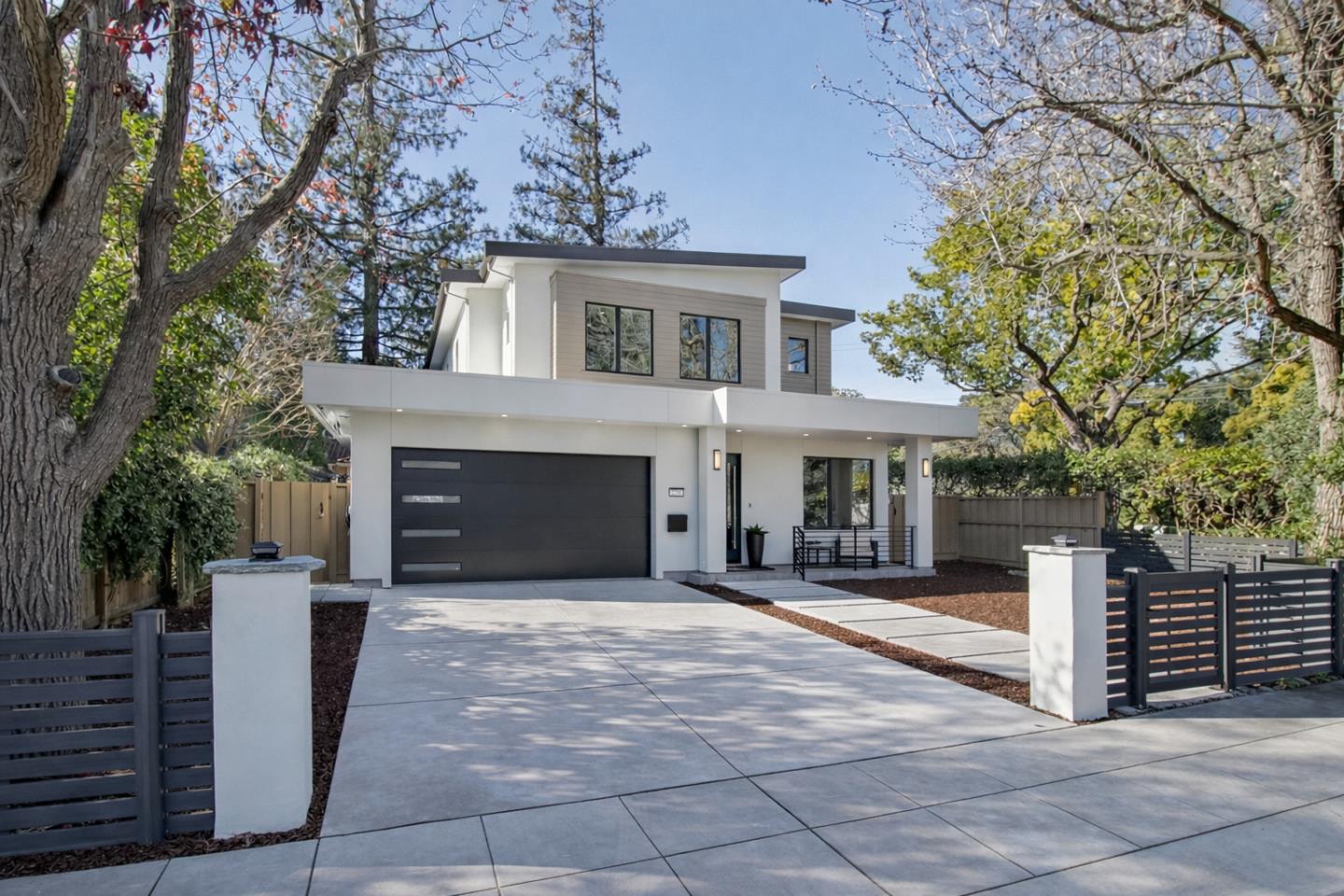 Front Image Thumbnail for ML82031302