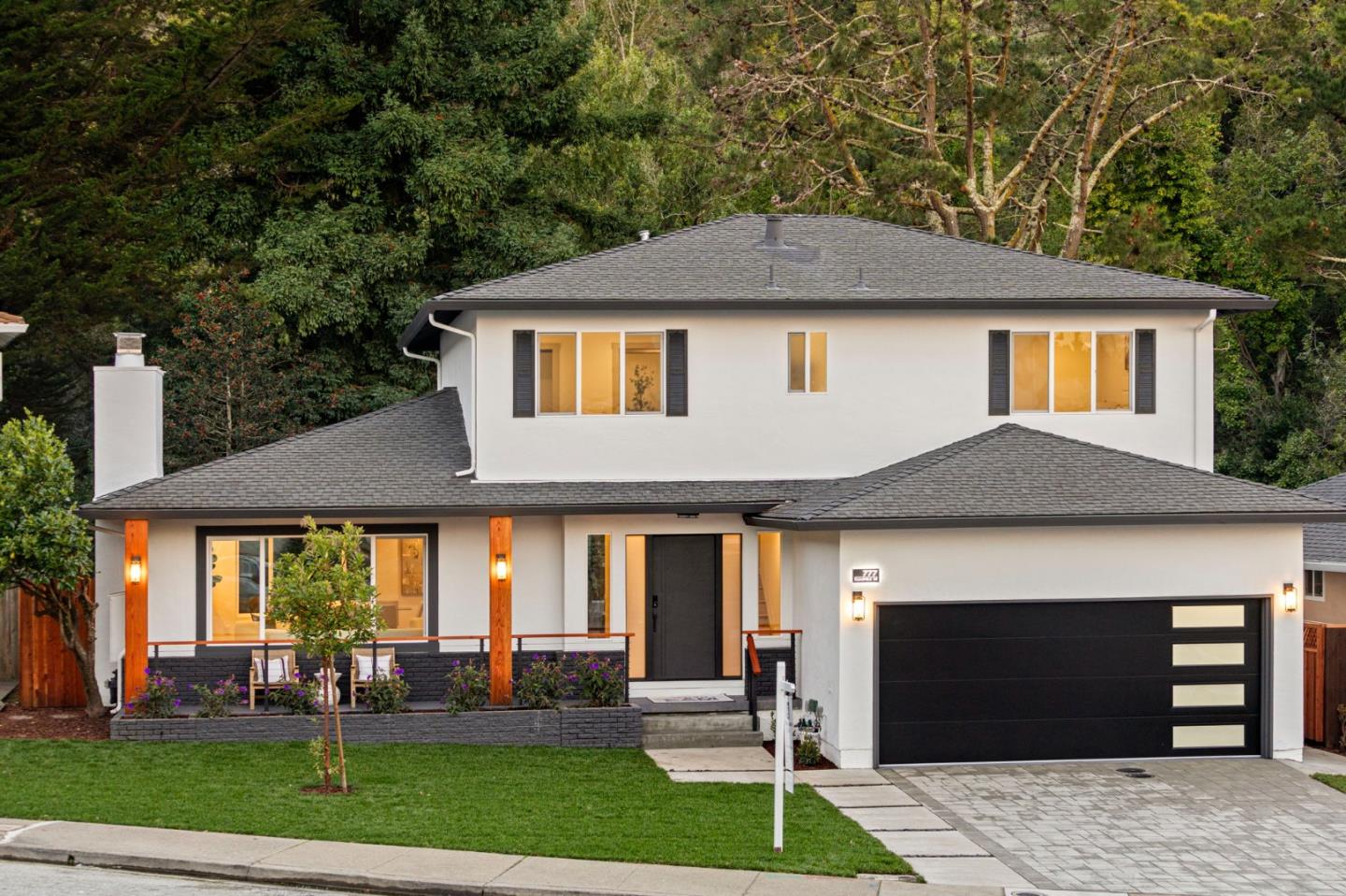 Front Image Thumbnail for ML82031379