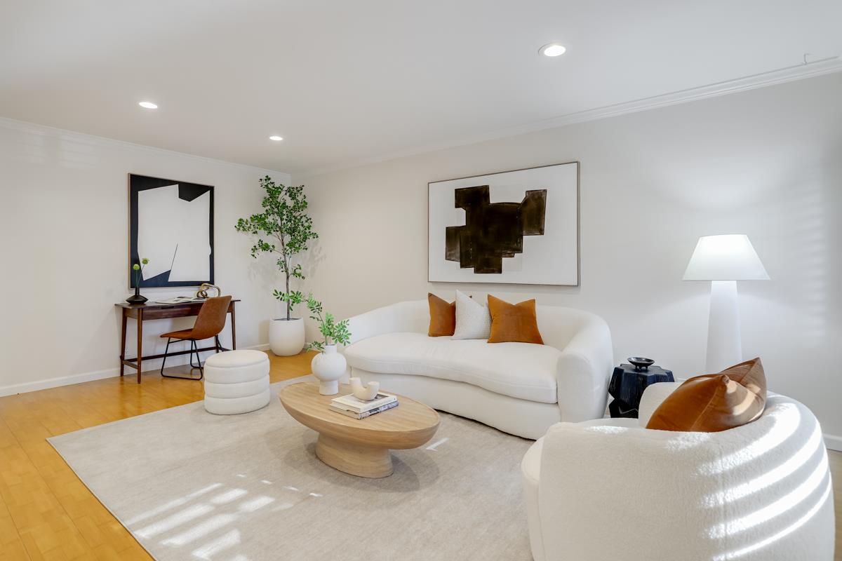 Front Image Thumbnail for ML82031390