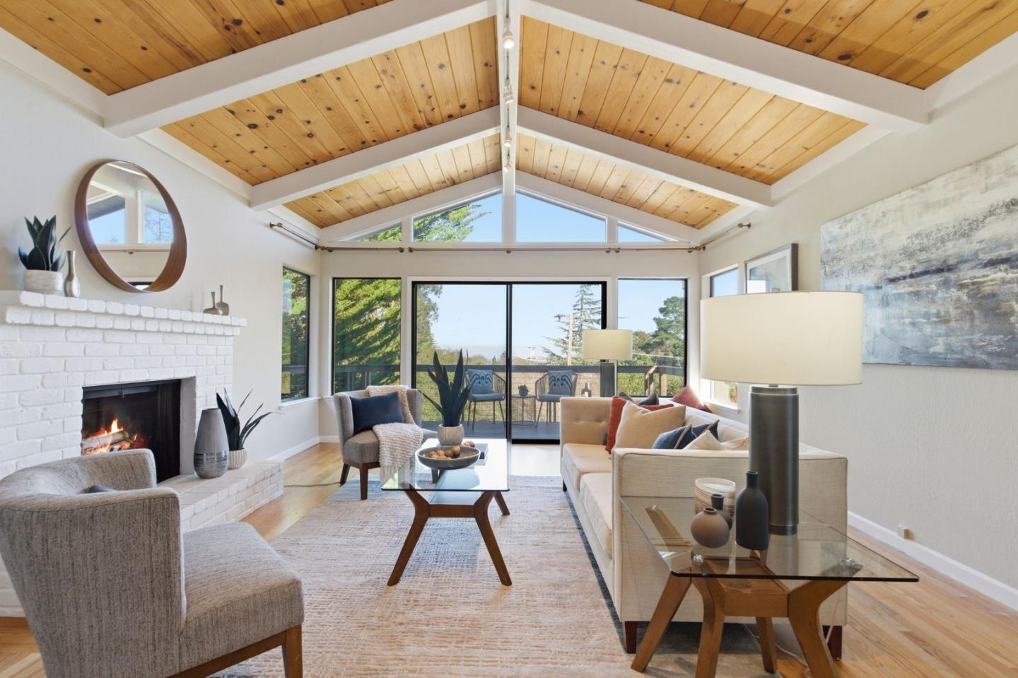 Front Image Thumbnail for ML82031446