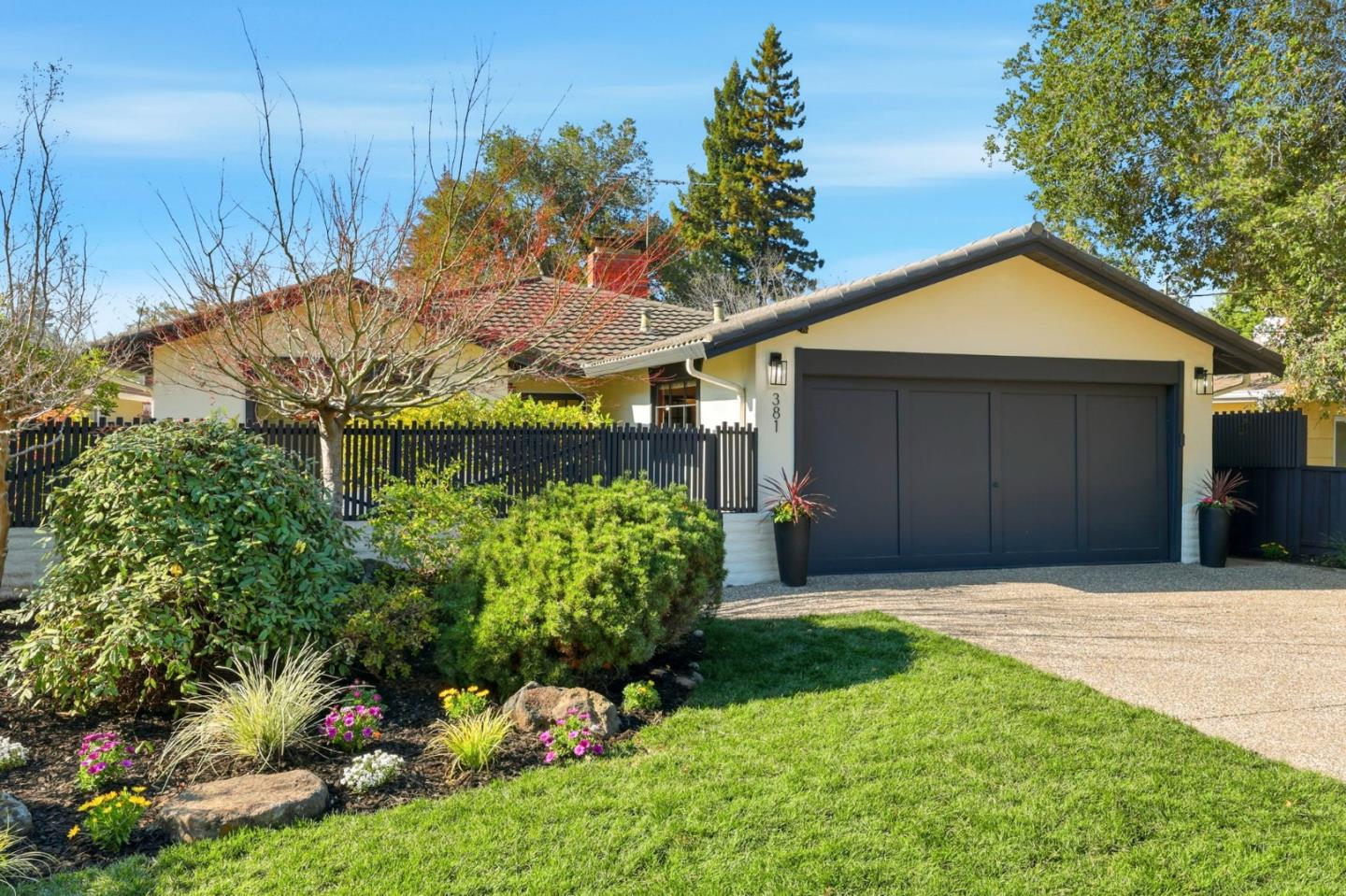 Front Image Thumbnail for ML82031475