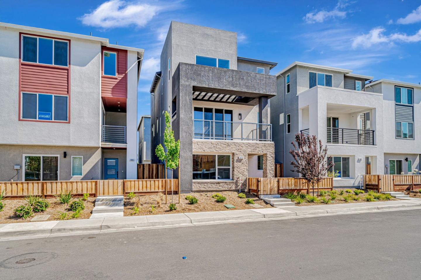 Front Image Thumbnail for ML82031522