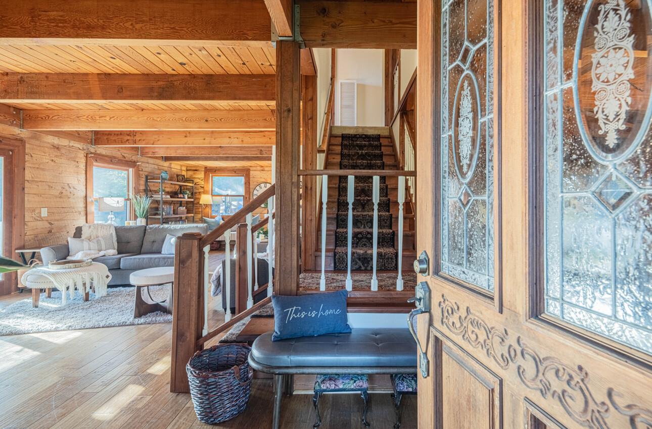 Front Image Thumbnail for ML82031646