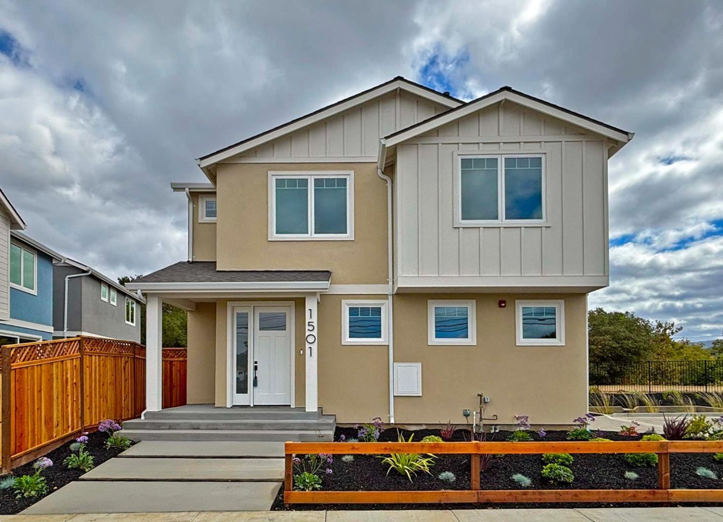 Front Image Thumbnail for ML82031688