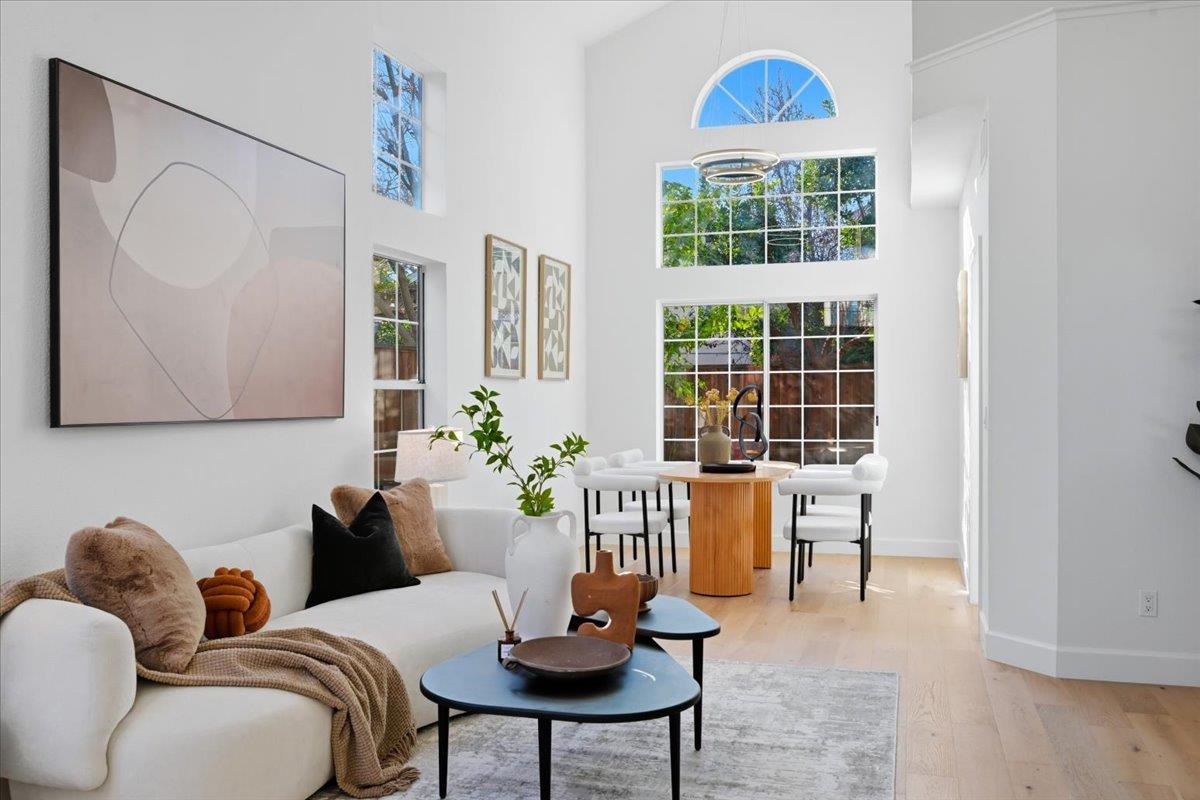 Front Image Thumbnail for ML82031804