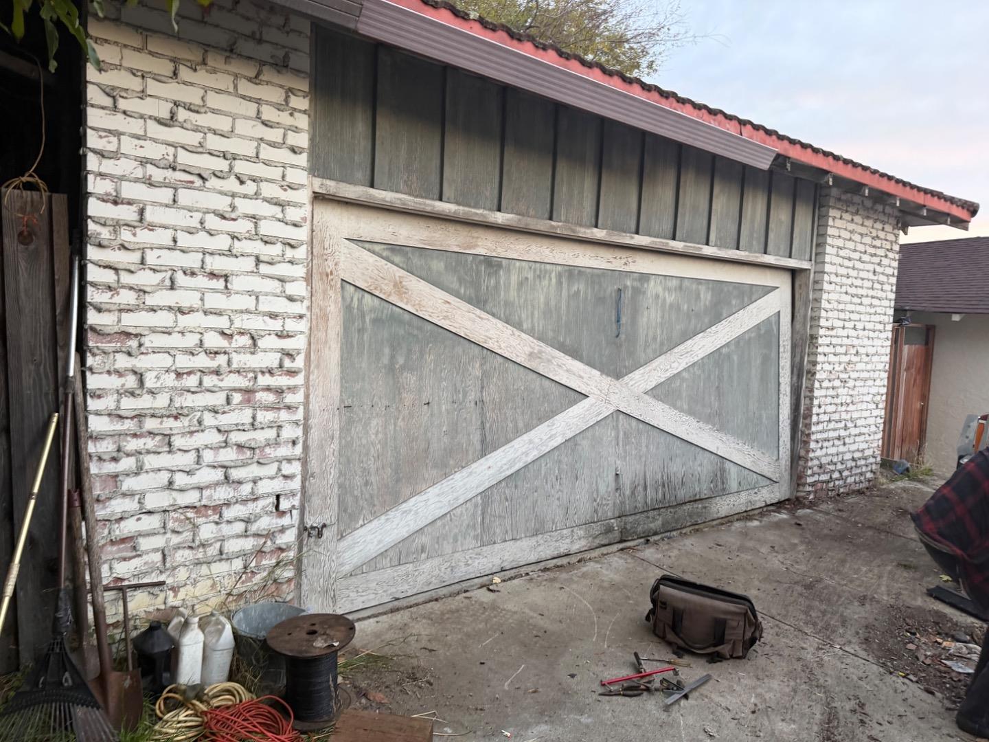 Front Image Thumbnail for ML82031835