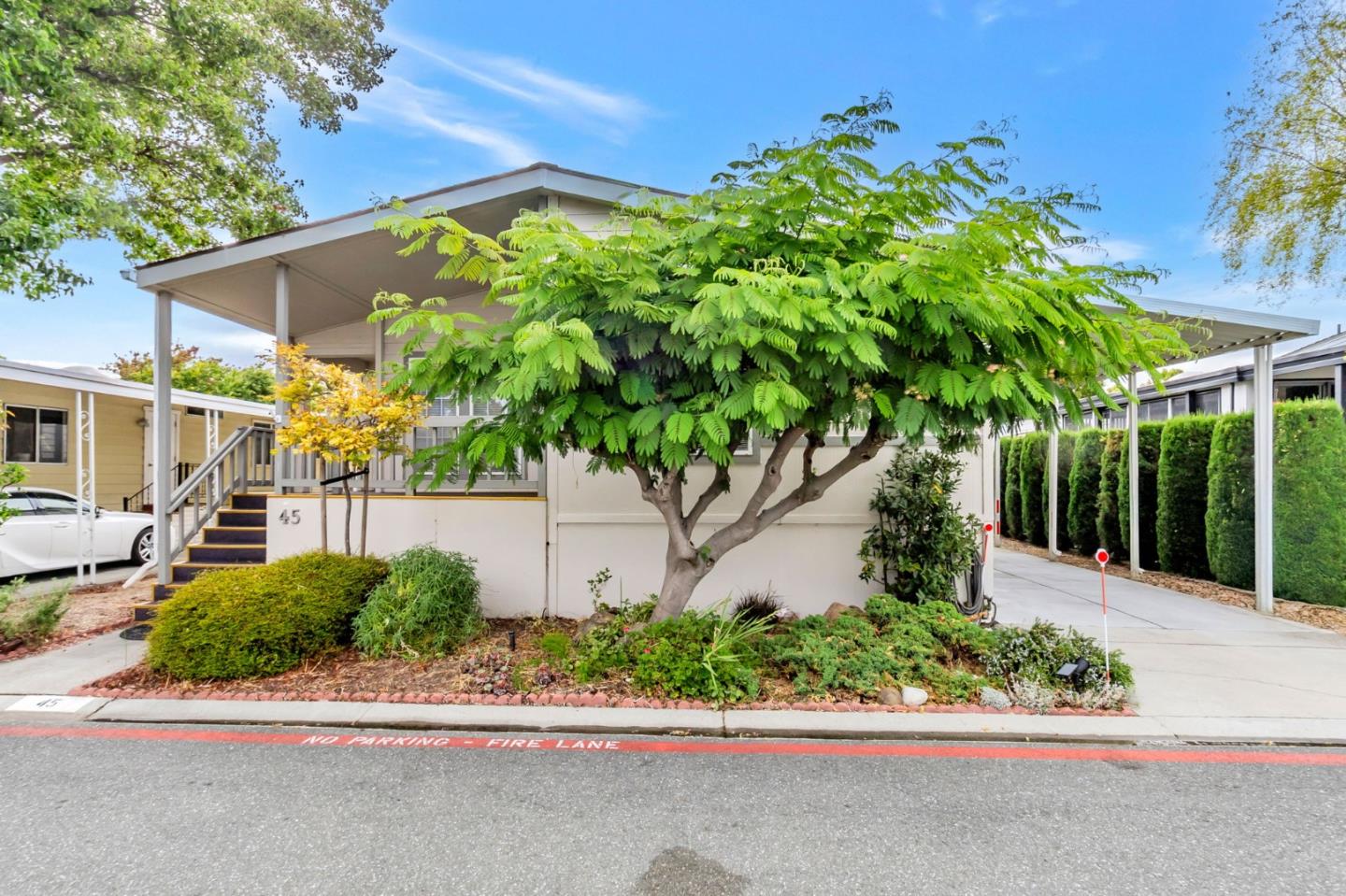 Front Image Thumbnail for ML82031840