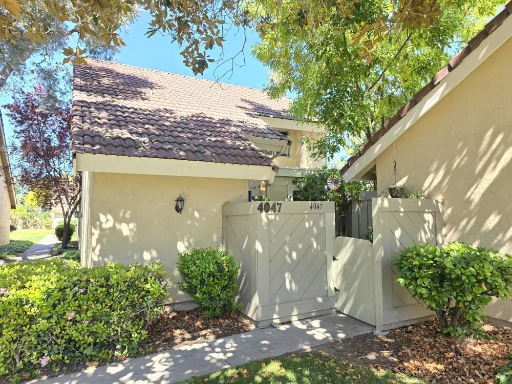 Front Image Thumbnail for ML82032016