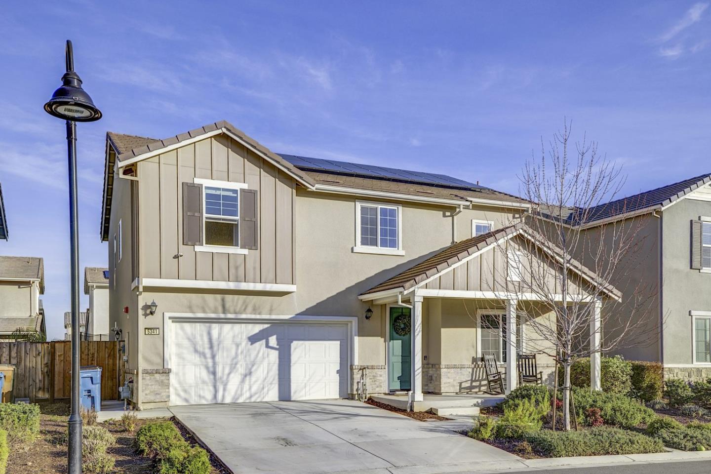 Front Image Thumbnail for ML82032085