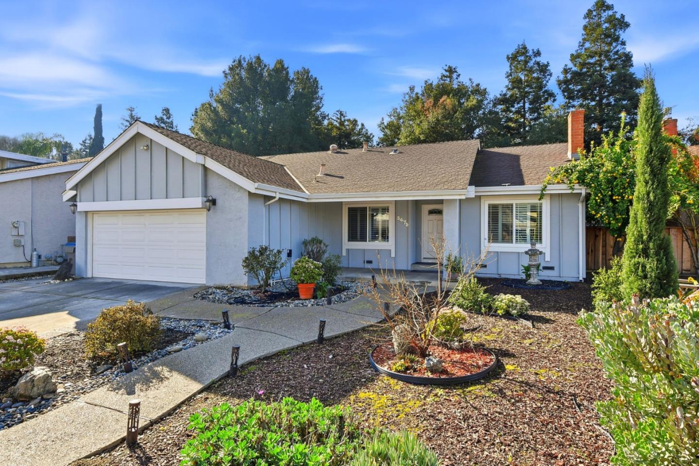 Front Image Thumbnail for ML82032195