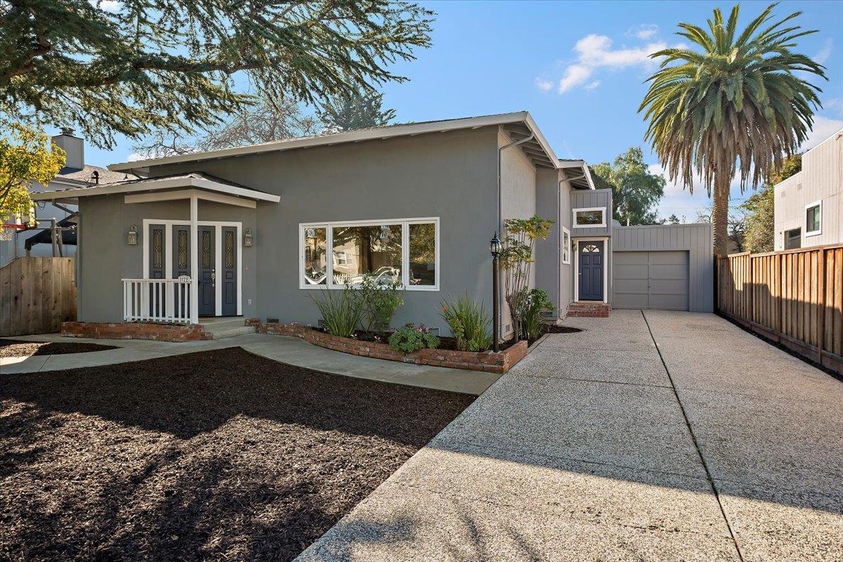 Front Image Thumbnail for ML82032252