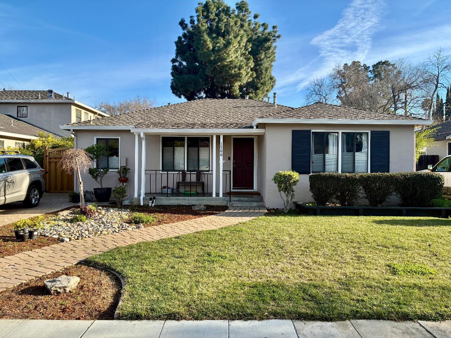 Front Image Thumbnail for ML82032301